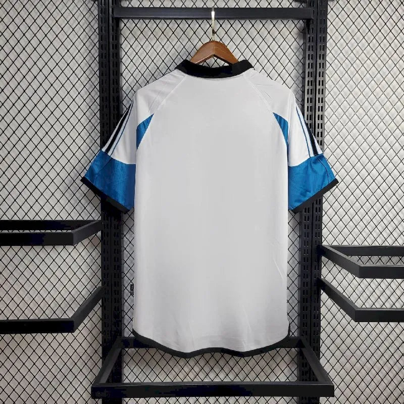 Retro's Newcastle United 1999/00 Away Jersey