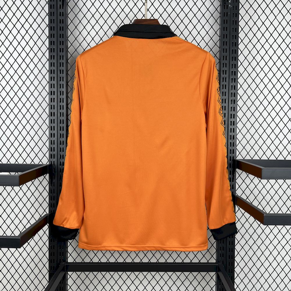 Retro's Wolverhampton 1980/81 Home Long Sleeve Jersey