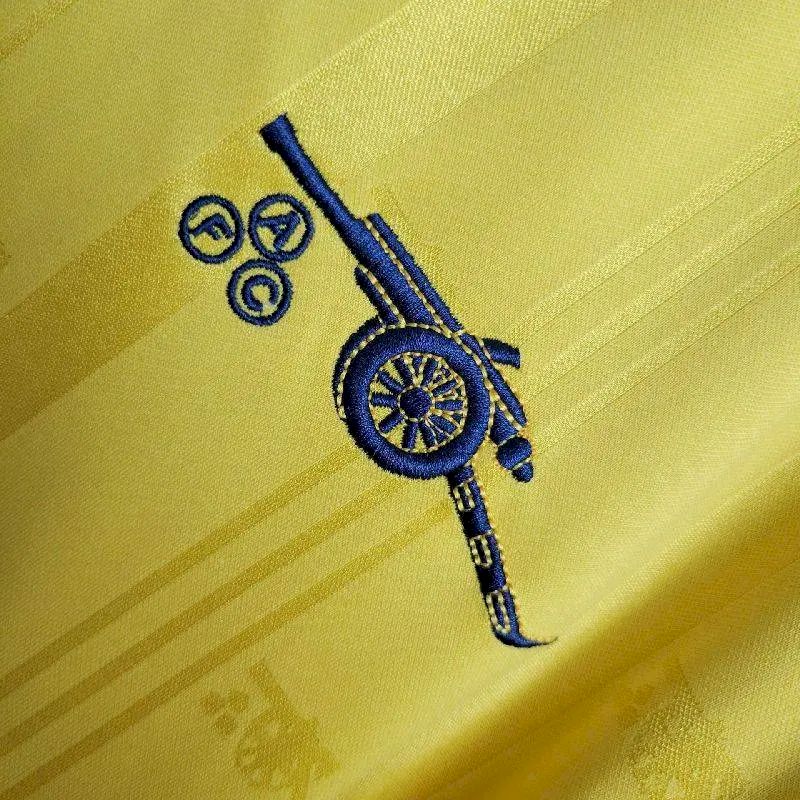 Retro's Arsenal FC 1988/89 Away Jersey