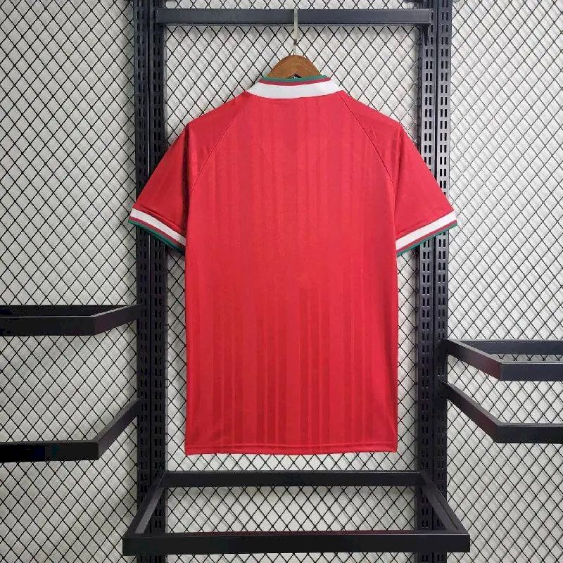Retro's Liverpool FC 1993/94 Home Jersey