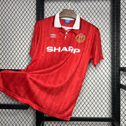 Retro's Manchester United 1994/95 Home Jersey