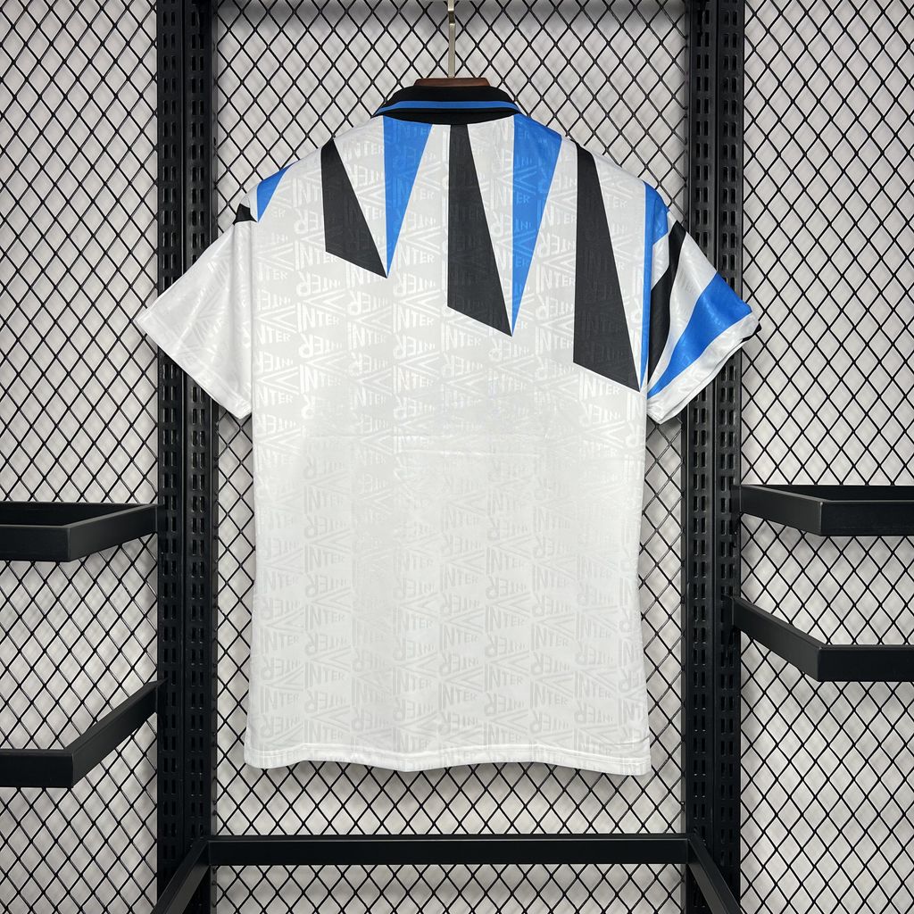 Retro's Inter Milan 1992/93 Away Jersey