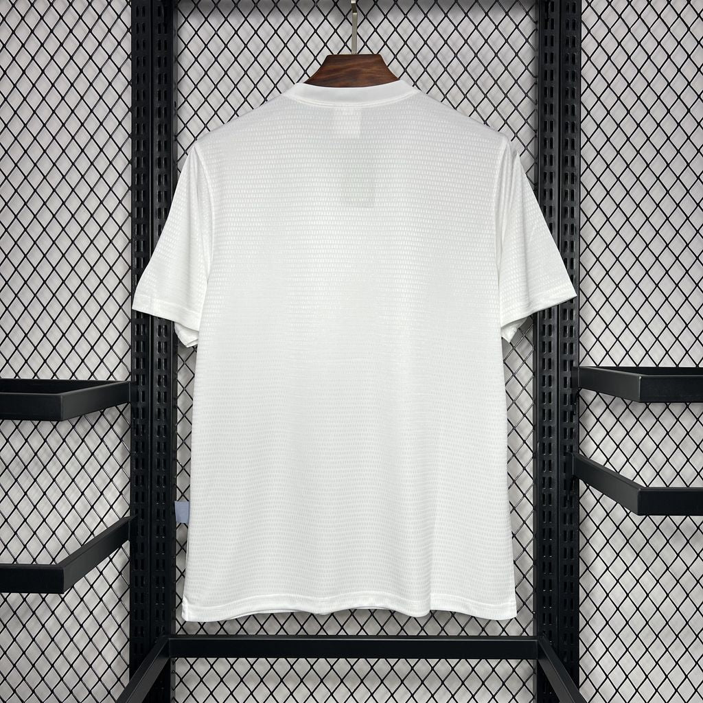 Retro's Leeds United 1995/96 Home Jersey