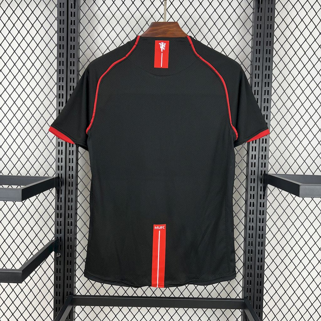 Retro's Manchester United 2007/08 Third Jersey