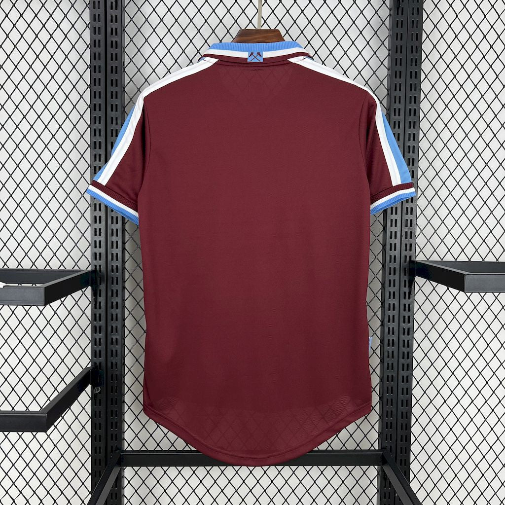 Retro's West Ham United 1999/00 Home Jersey