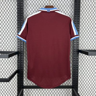 Retro's West Ham United 1999/00 Home Jersey