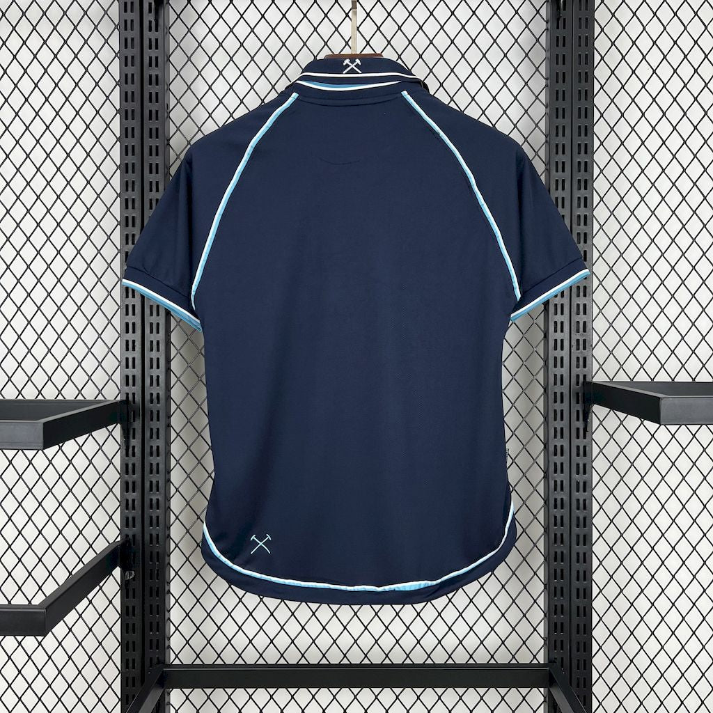 Retro's West Ham United 1999/00 Third Jersey