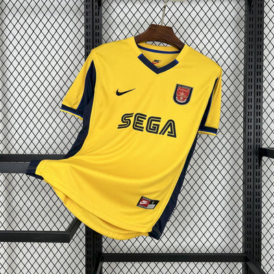 Retro's Arsenal FC 1999/00 Away Jersey