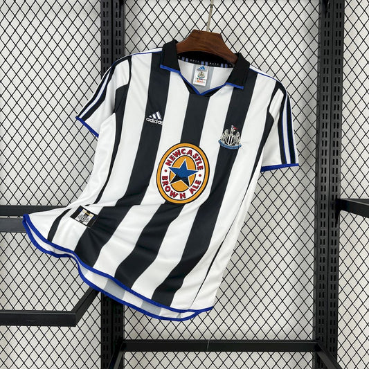Retro's Newcastle United 1999/00 Home Jersey