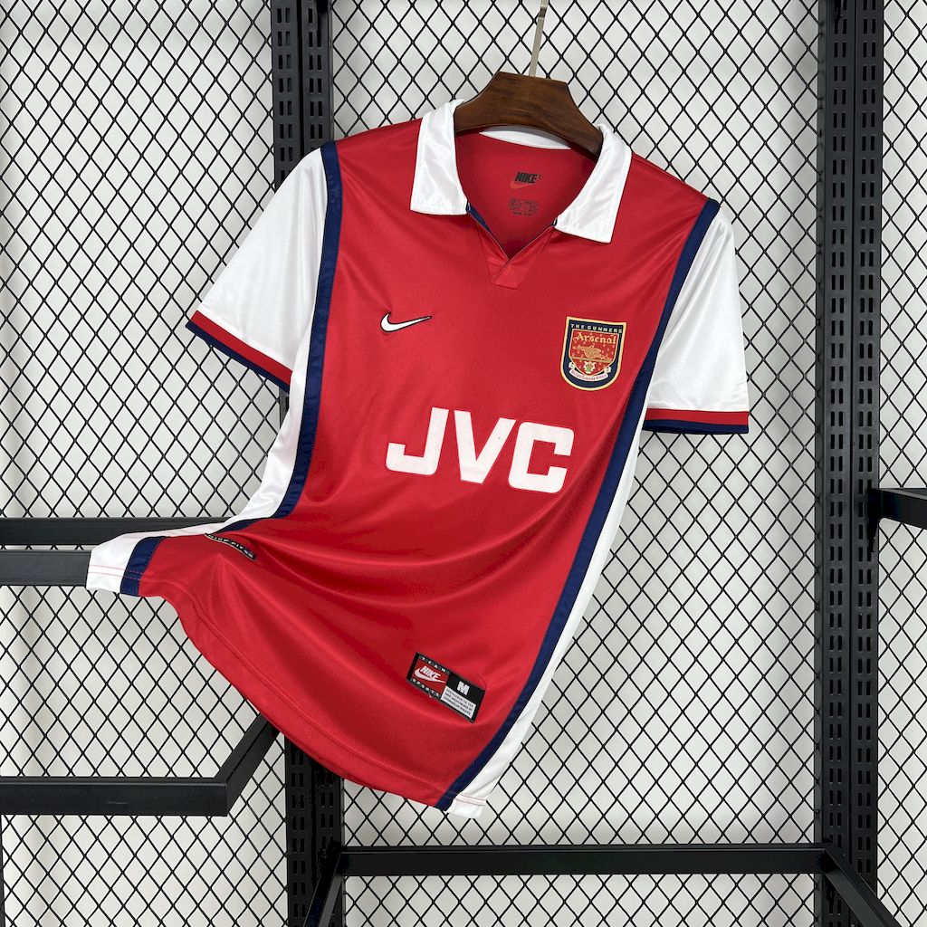 Retro's Arsenal FC 1998/99 Home Jersey