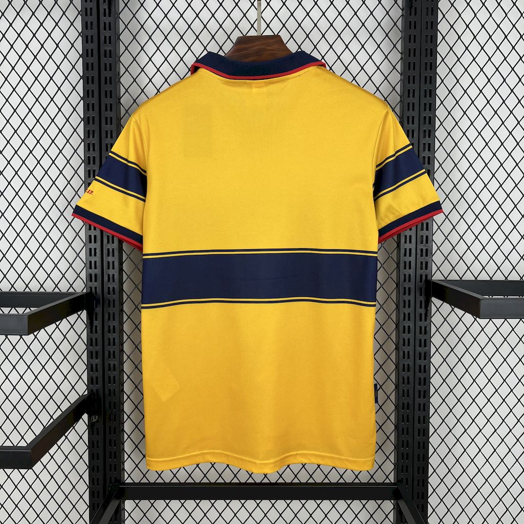 Retro's Arsenal FC 1997/98 Away Jersey