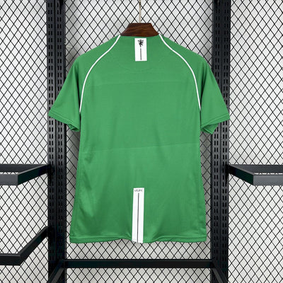 Retro's Manchester United 2007/08 Green GK Jersey