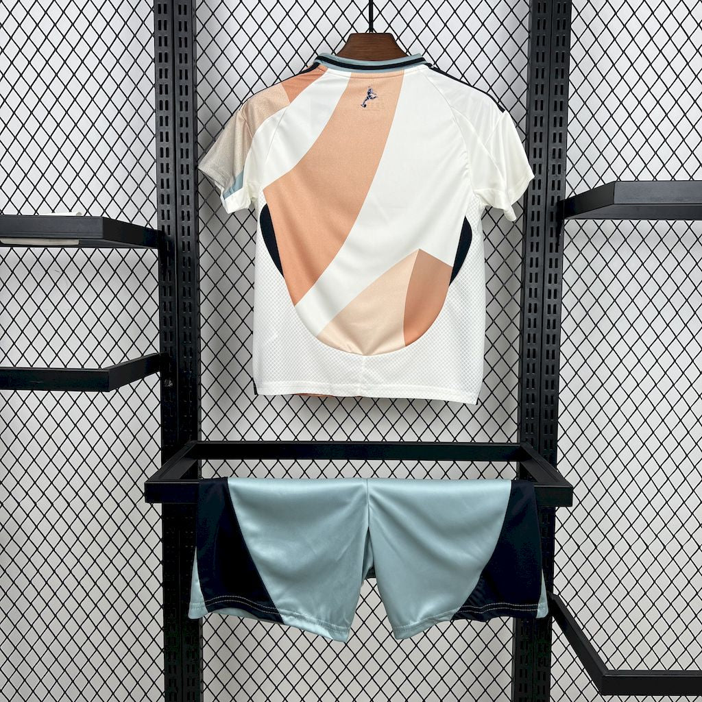 Kid’s Spain 2025/26 Away Jersey - Women's Euro Edition