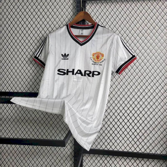 Retro's Manchester United 1983/84 Away Jersey