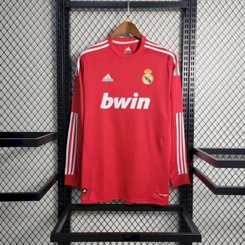 Retro's Real Madrid 2011/12 Third Long Sleeve Jersey
