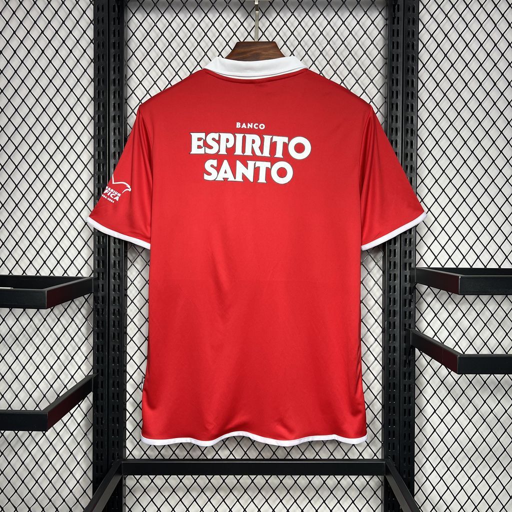 Retro's SL Benfica 2004/05 Home Jersey
