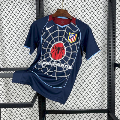 Retro's Atlético de Madrid 2004/05 Away Jersey