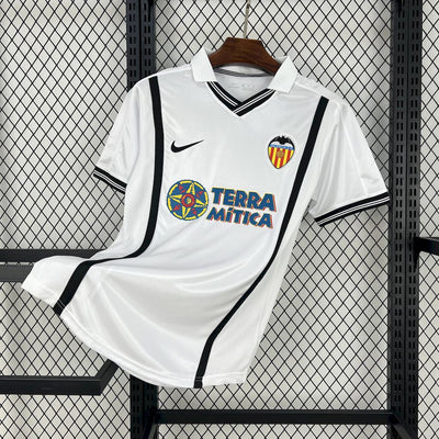 Retro's Valencia CF 2000/01 Home Jersey