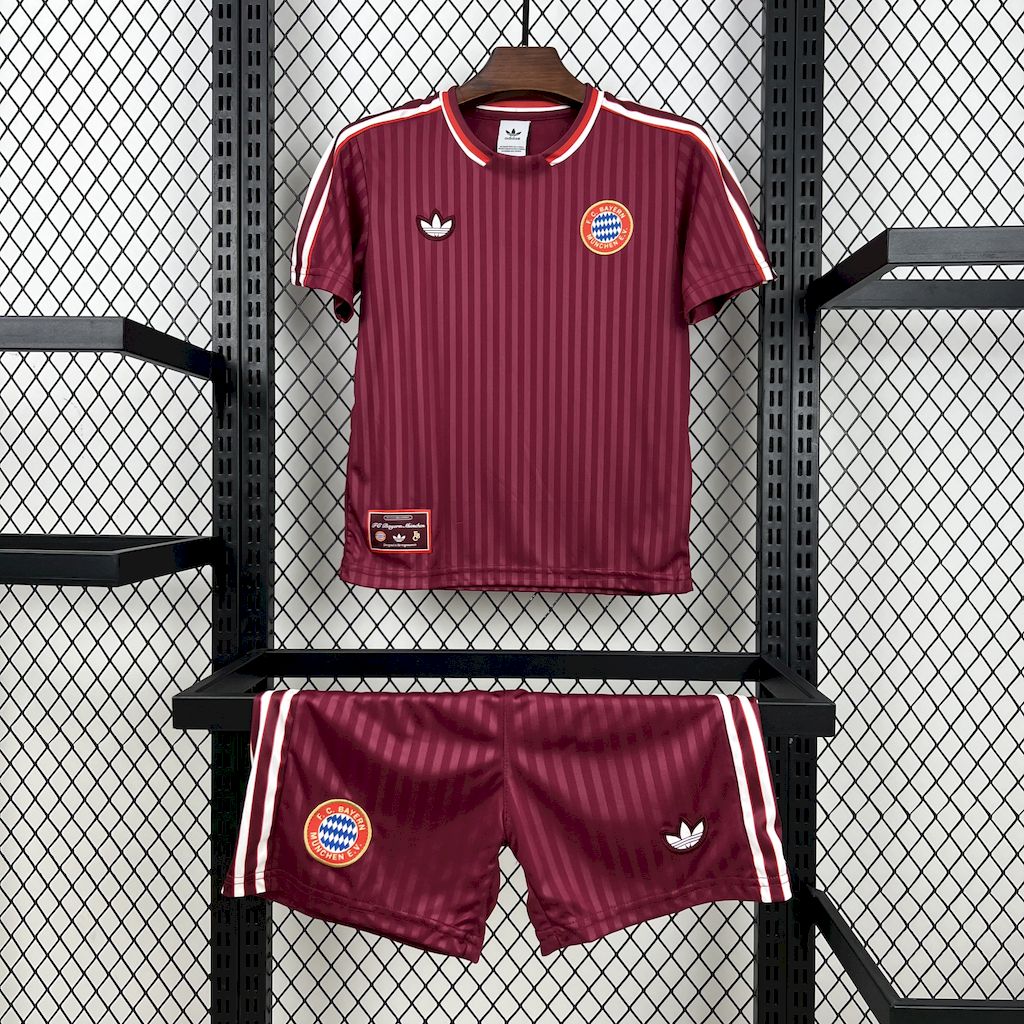 Kid's Bayern Munich 2025/26 Terrace Icons Kit