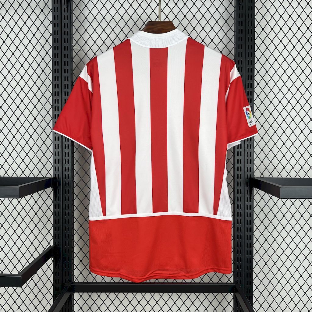 Retro's Atlético de Madrid 2002/03 Home Jersey