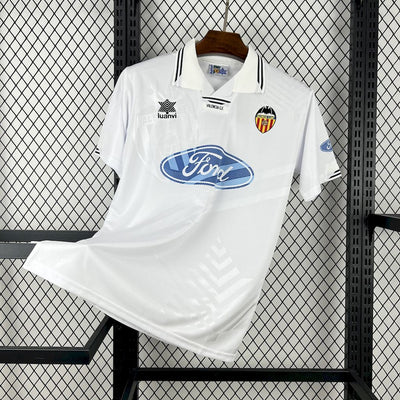 Retro's Valencia CF 1995/96 Home Jersey