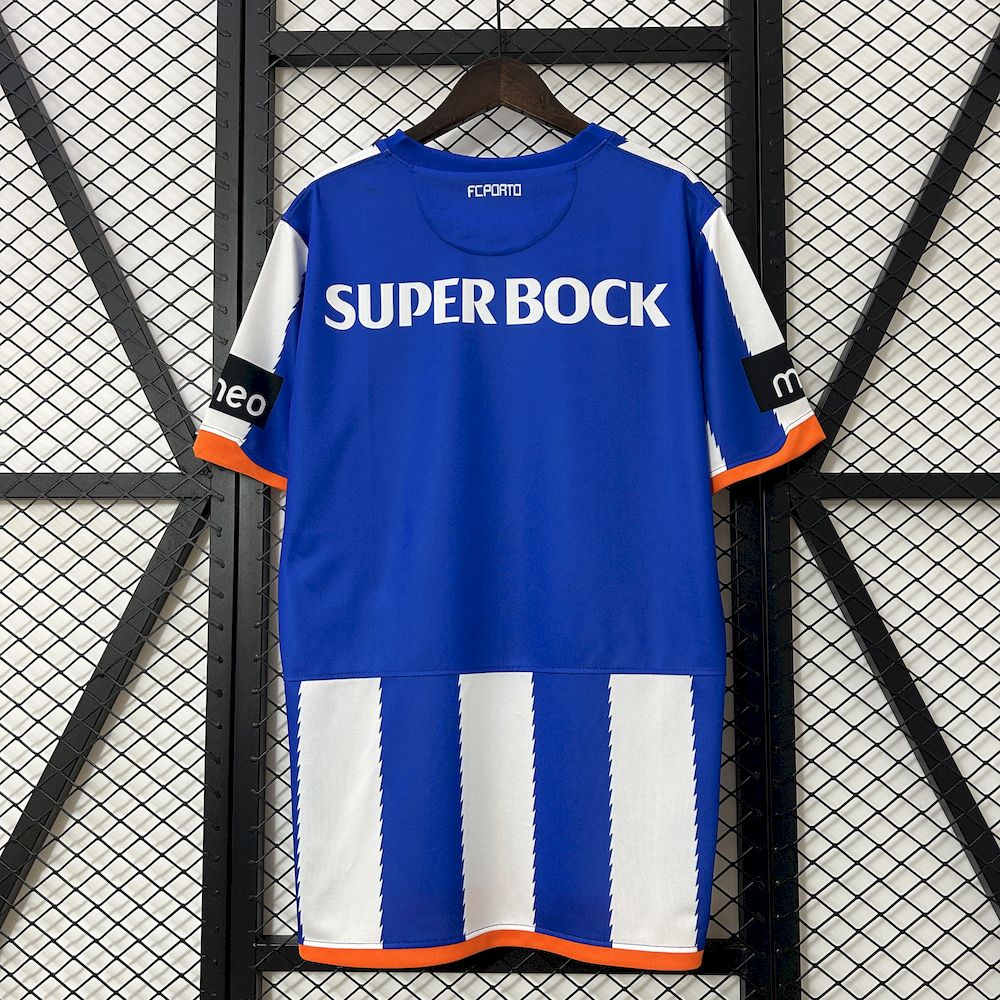 Retro's FC Porto 2010/11 Home Jersey