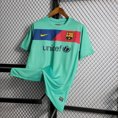 Retro's FC Barcelona 2010/11 Away Jersey