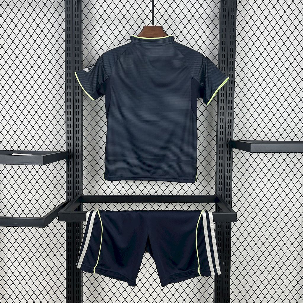 Kid's Real Madrid 2025/26 Away Kit