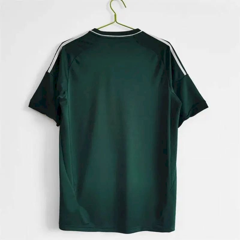 Retro's Real Madrid 2012/13 Third Jersey