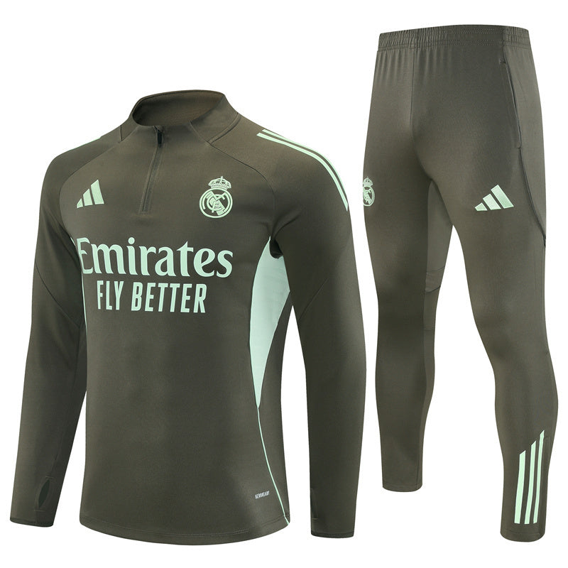 Real Madrid 2025/26 Half-Zip Training Set – Essential Edition