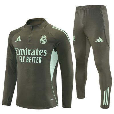 Real Madrid 2025/26 Half-Zip Training Set – Essential Edition