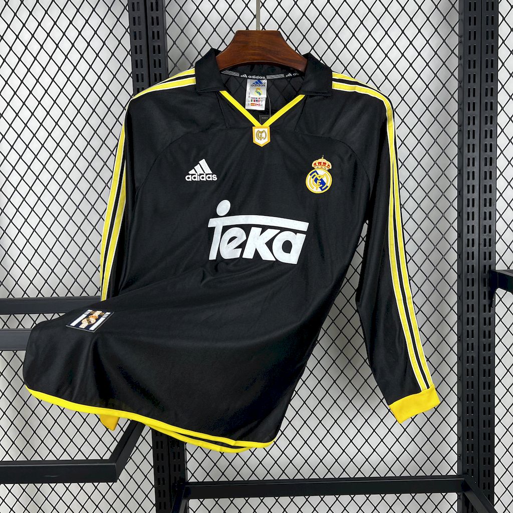 Retro's Real Madrid 1999/00 Away Long Sleeve Jersey