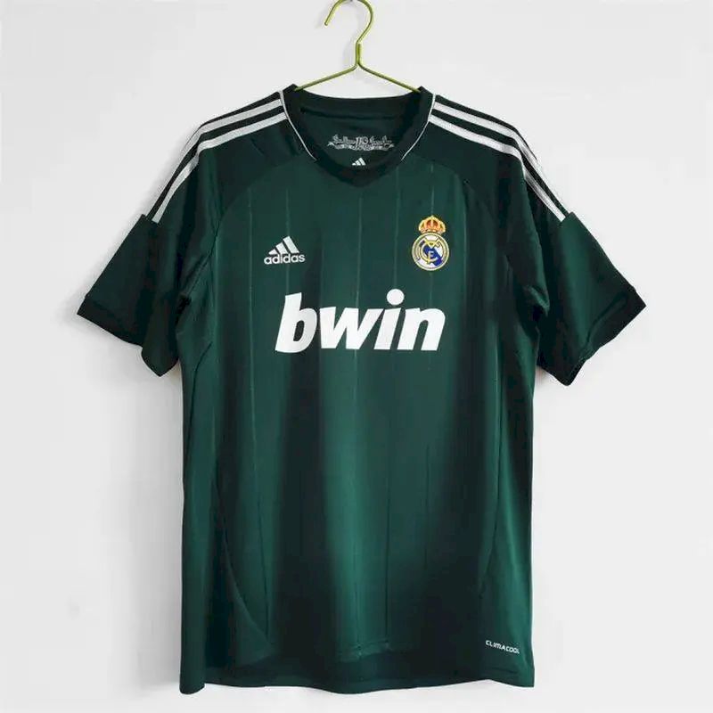 Retro's Real Madrid 2012/13 Third Jersey