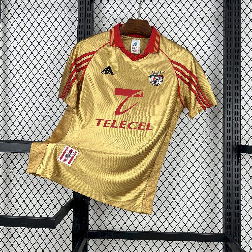 Retro's SL Benfica 1998/99 Away Jersey
