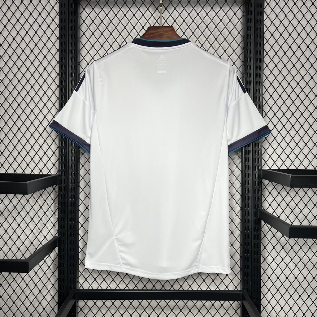 Retro's Real Madrid 2012/13 Home Jersey
