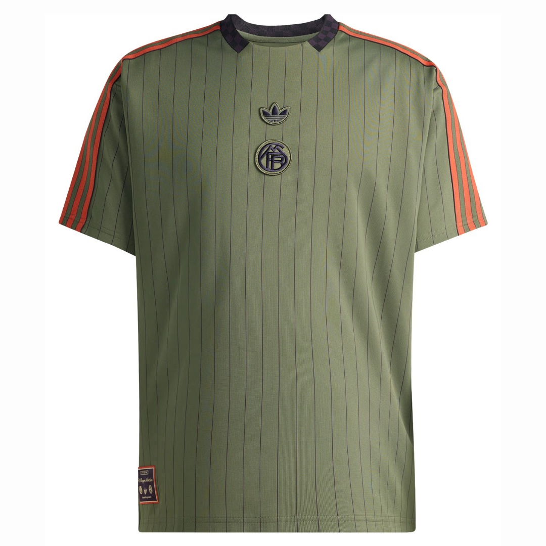 Men's Bayern Munich 2025/26 Classic Travel Jersey II