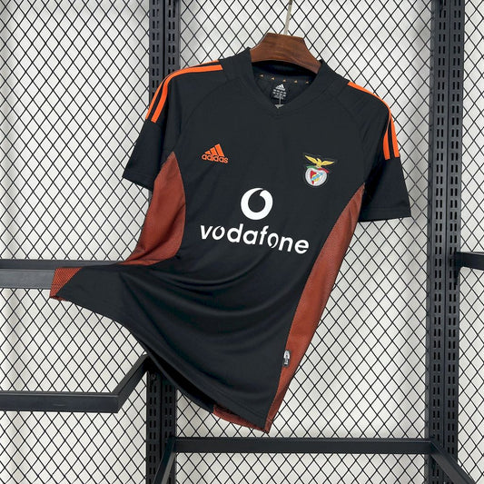 Retro's SL Benfica 2002/03 Away Jersey