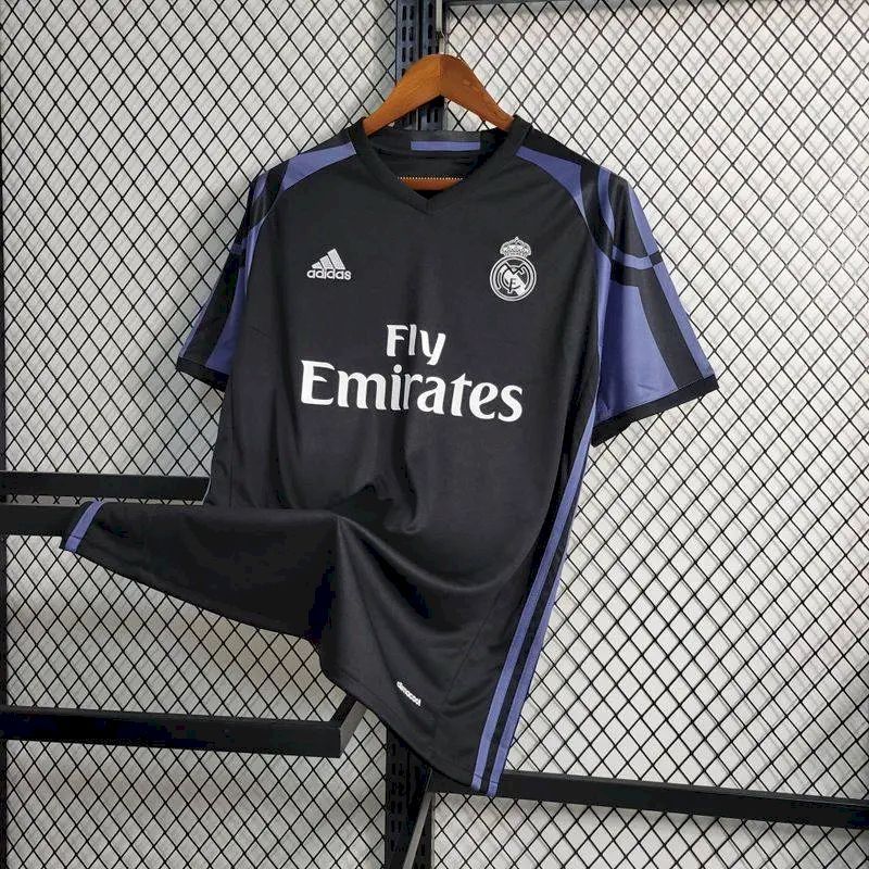 Retro's Real Madrid 2016/17 Third Jersey