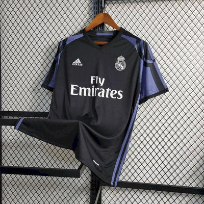 Retro's Real Madrid 2016/17 Third Jersey