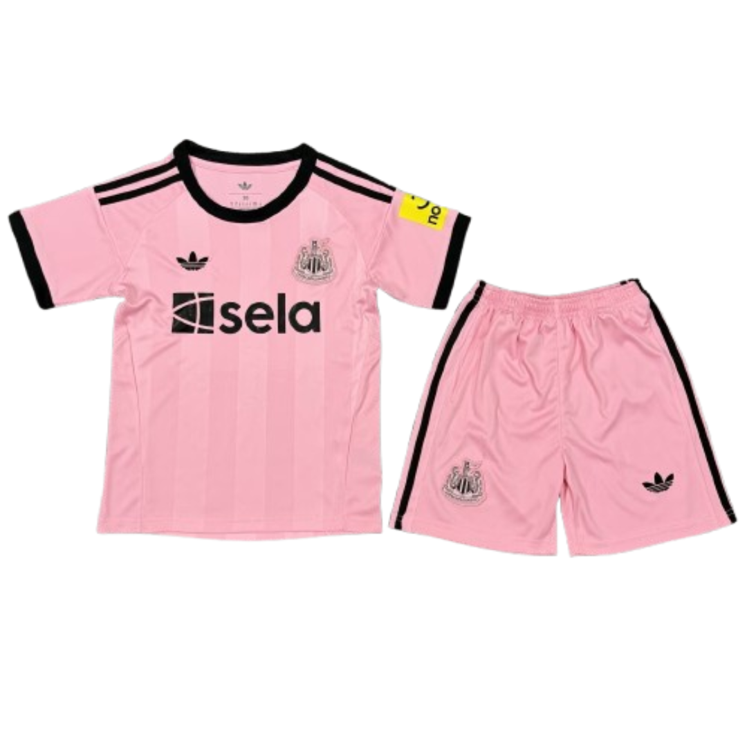 Kid's Newcastle United 2025/26 Pink GK Kit