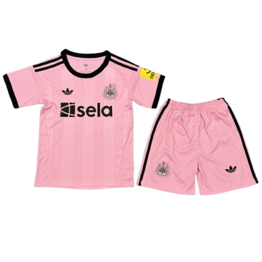 Kid's Newcastle United 2025/26 Pink GK Kit