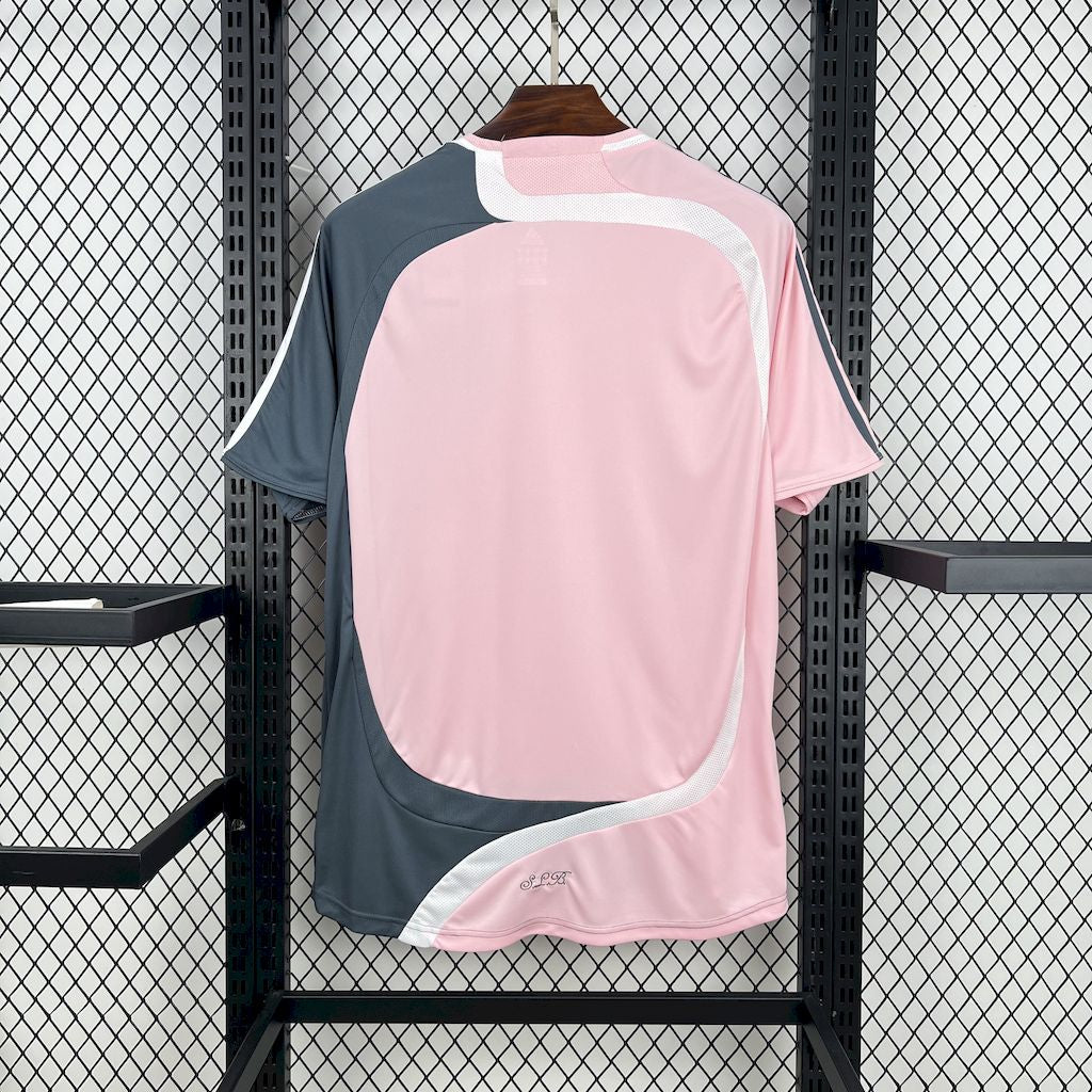 Retro's SL Benfica 2007/08 Away Jersey