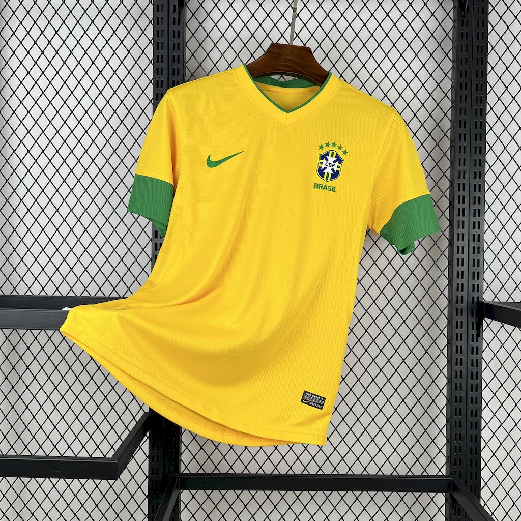 Retro's Brazil 2012/13 Home Jersey