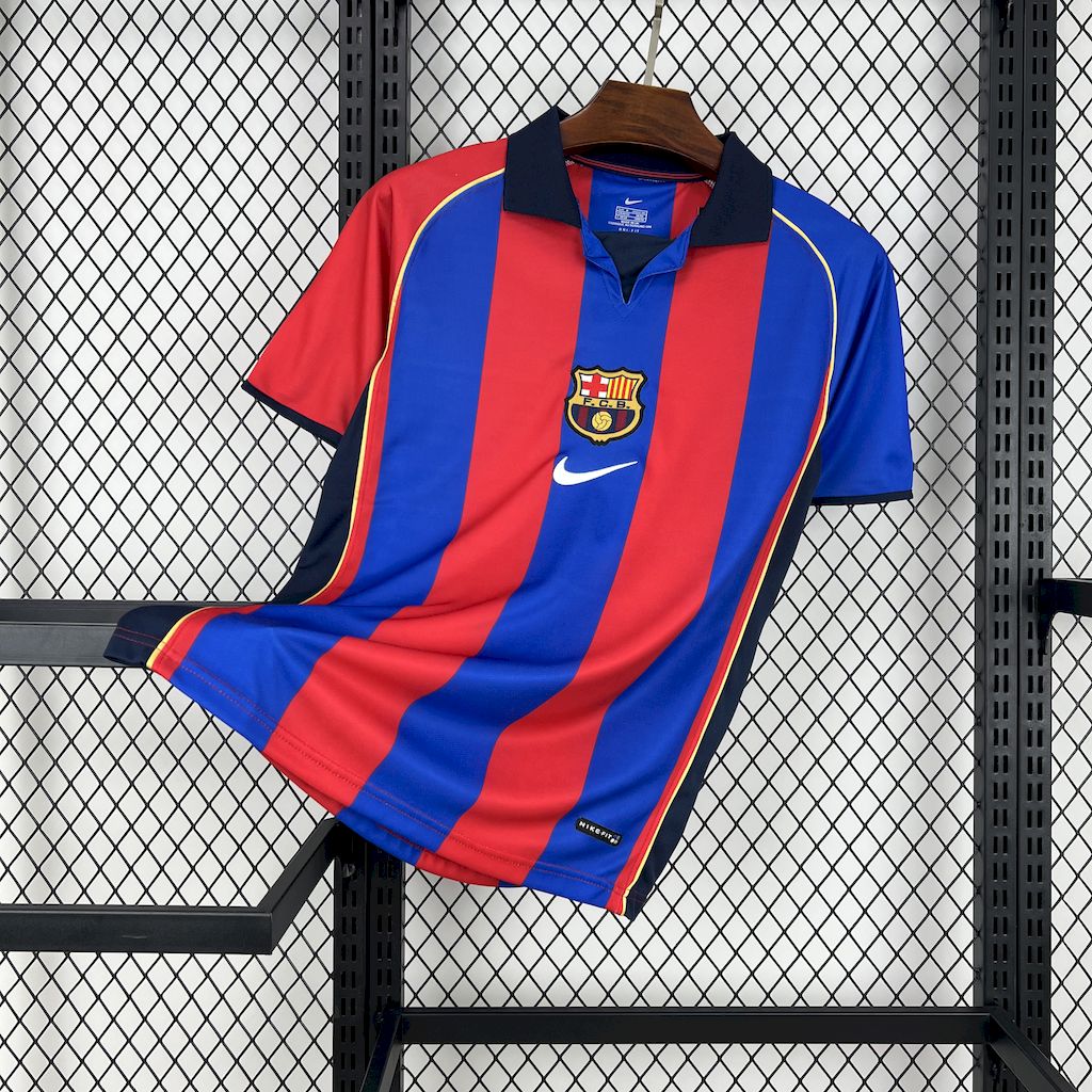 Retro's FC Barcelona 2001/02 Home Jersey