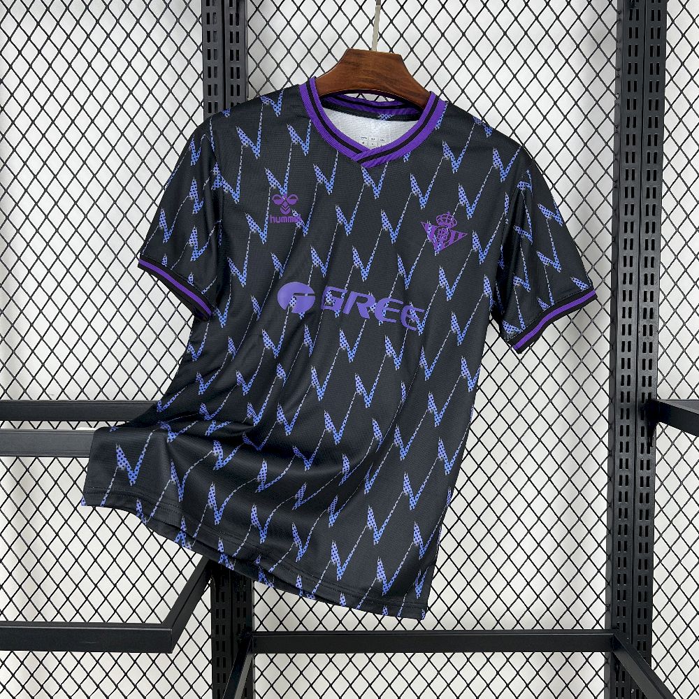 Men's Real Betis 2025/26 Purple Pré-Match Training Jersey