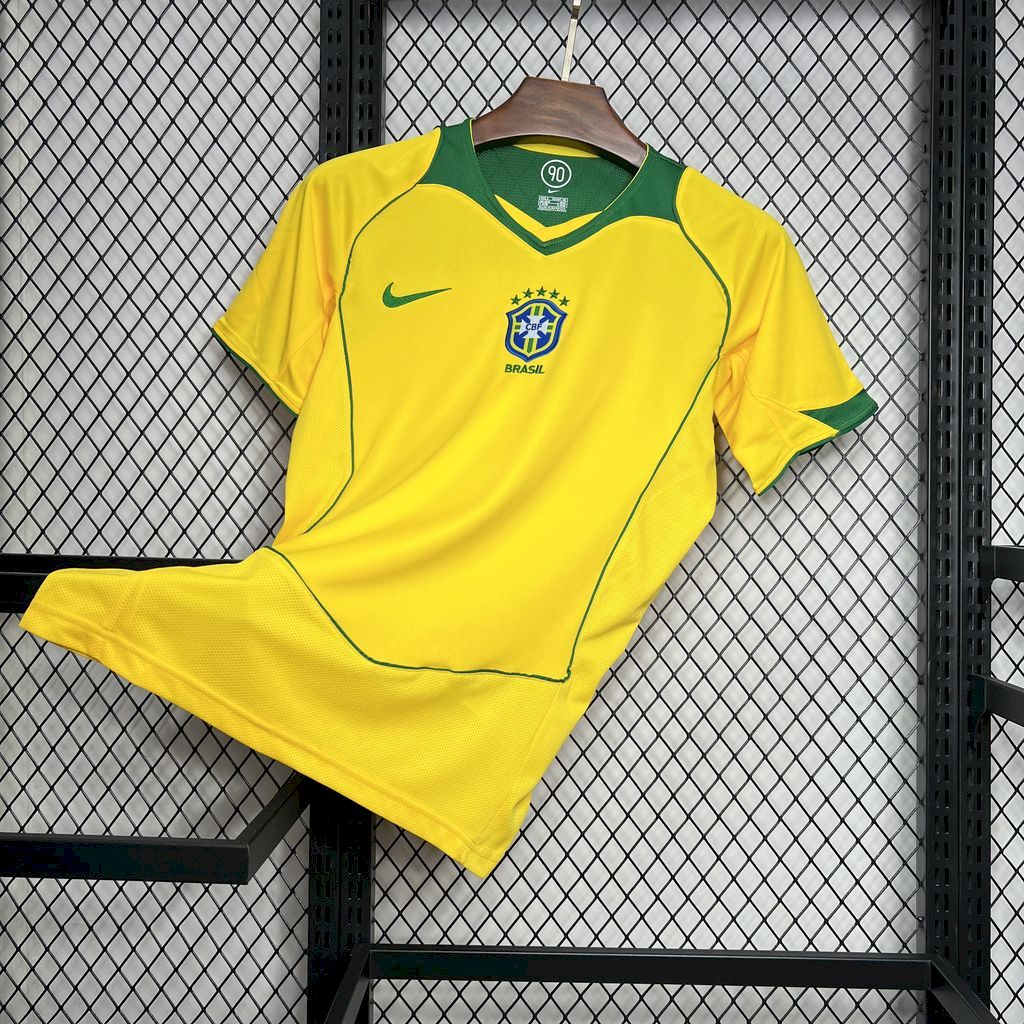 Retro's Brazil 2004/06 Home Jersey
