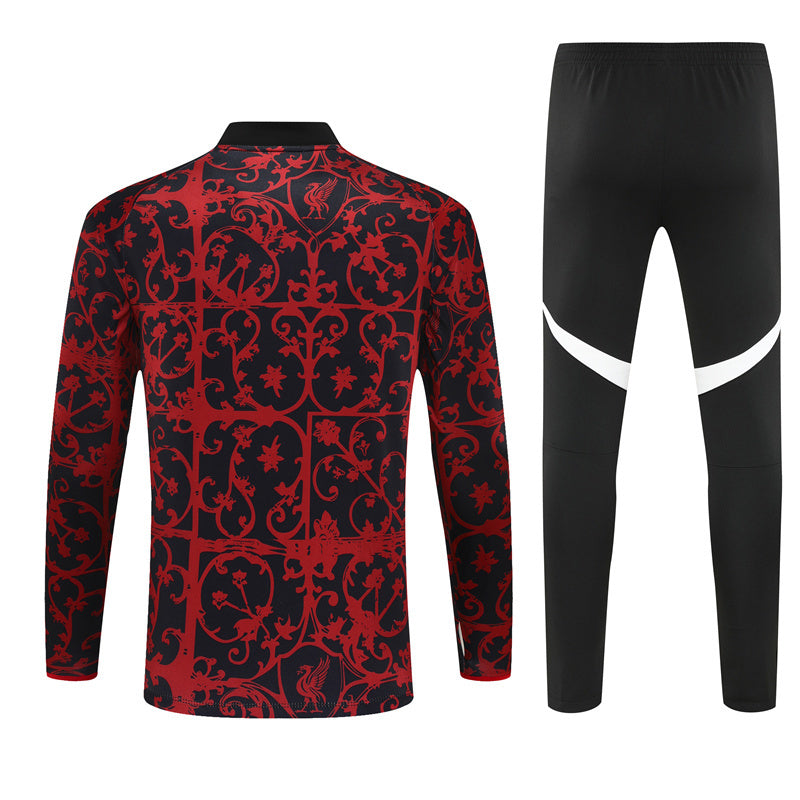 Liverpool FC 2025/26 Half-Zip Training Set – Essential Edition