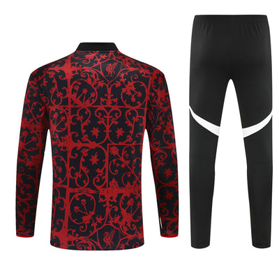 Liverpool FC 2025/26 Half-Zip Training Set – Essential Edition