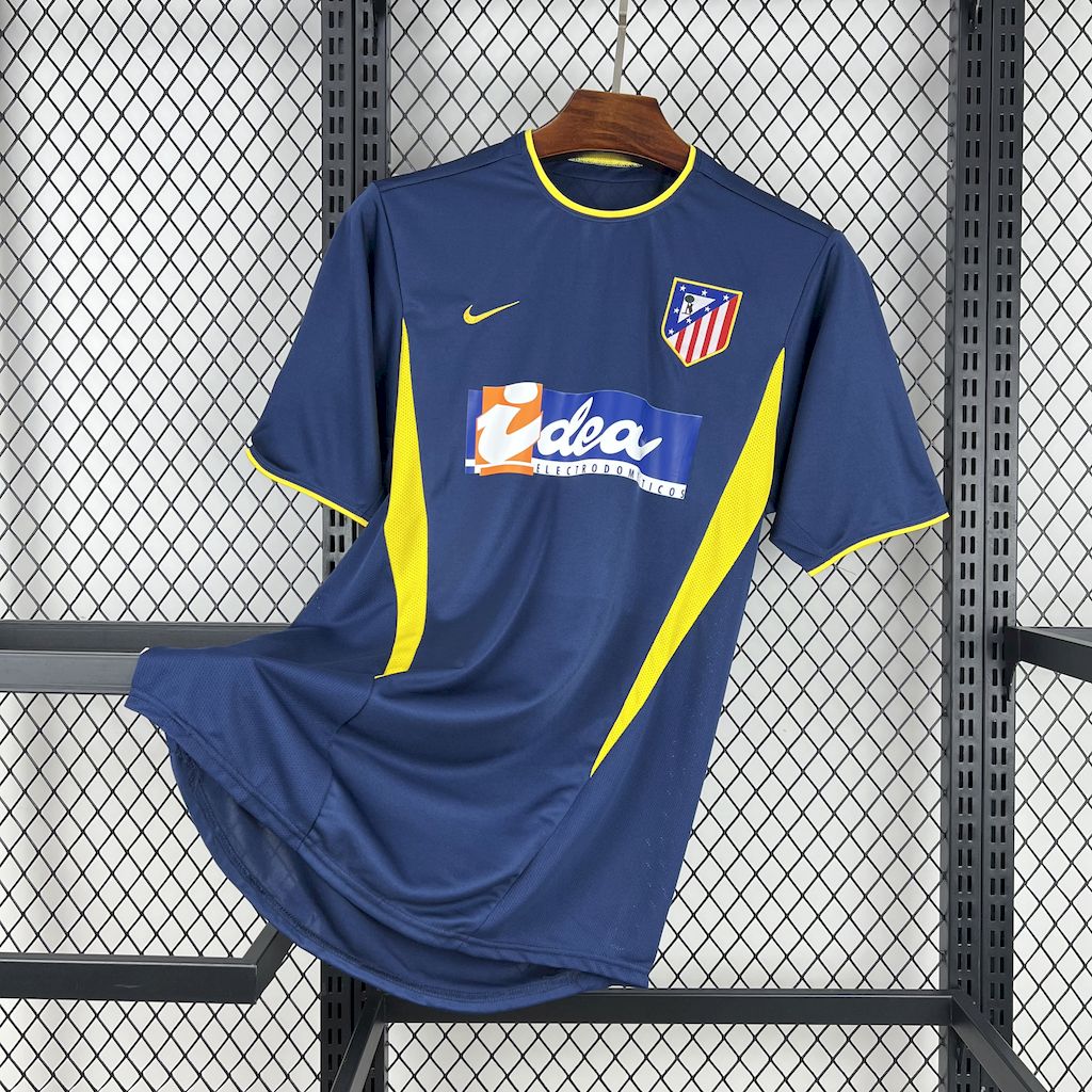 Retro's Atlético de Madrid 2002/03 Away Jersey