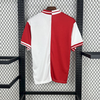 Retro's Celta de Vigo 2001/02 Away Jersey